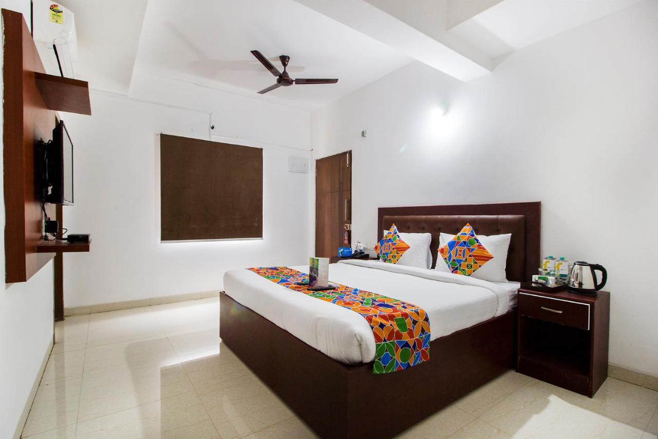 Fabhotel Limestone Suites - 750M From Yashoda Hospitals, Somajiguda Haidarábád Kültér fotó