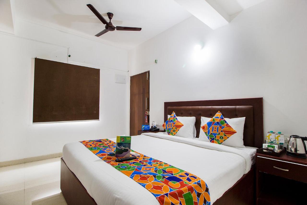 Fabhotel Limestone Suites - 750M From Yashoda Hospitals, Somajiguda Haidarábád Kültér fotó