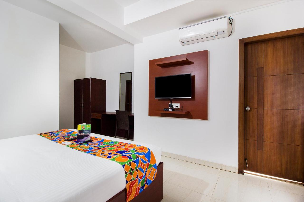 Fabhotel Limestone Suites - 750M From Yashoda Hospitals, Somajiguda Haidarábád Kültér fotó